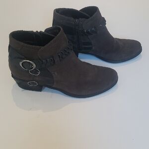 Crown Vintage Leather Ankle Boots in Brown and Black